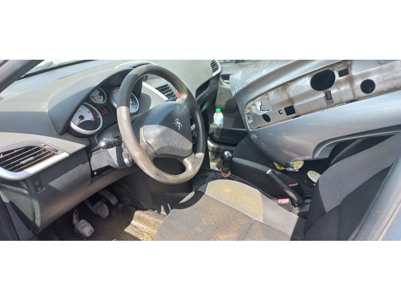 peugeot 207 del año 2009