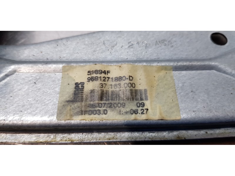 Recambio de elevalunas trasero derecho para citroen c3 picasso exclusive referencia OEM IAM 9681271880  