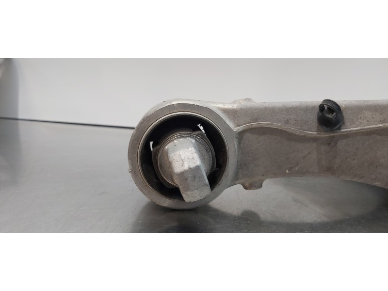 Recambio de brazo suspension inferior trasero izquierdo para volvo xc60 inscription awd referencia OEM IAM 32246510  