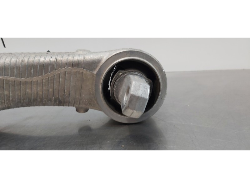 Recambio de brazo suspension inferior trasero izquierdo para volvo xc60 inscription awd referencia OEM IAM 32246510  