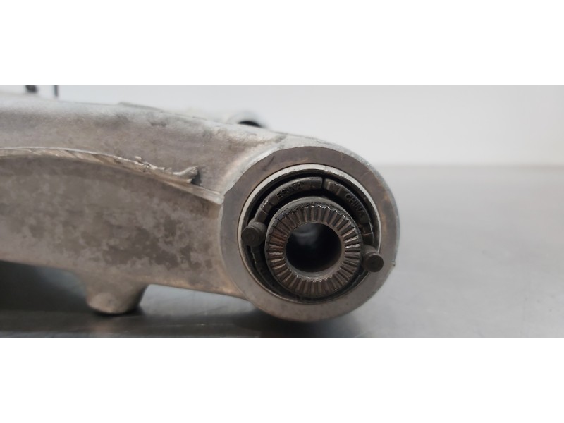 Recambio de brazo suspension inferior trasero izquierdo para volvo xc60 inscription awd referencia OEM IAM 32246510  