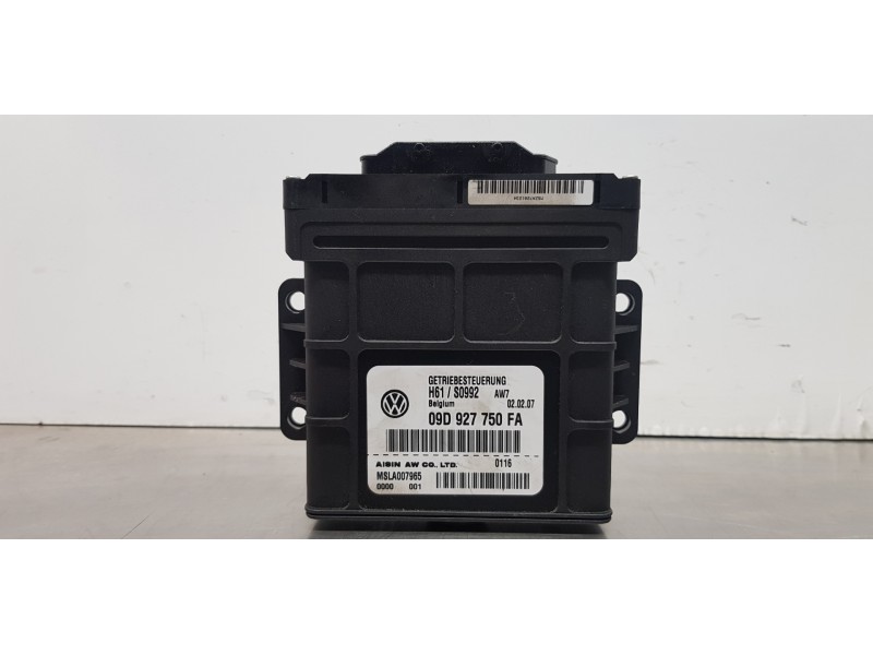 Recambio de centralita cambio automatico para volkswagen touareg (7l6) v6 tdi referencia OEM IAM 09D927750FA  