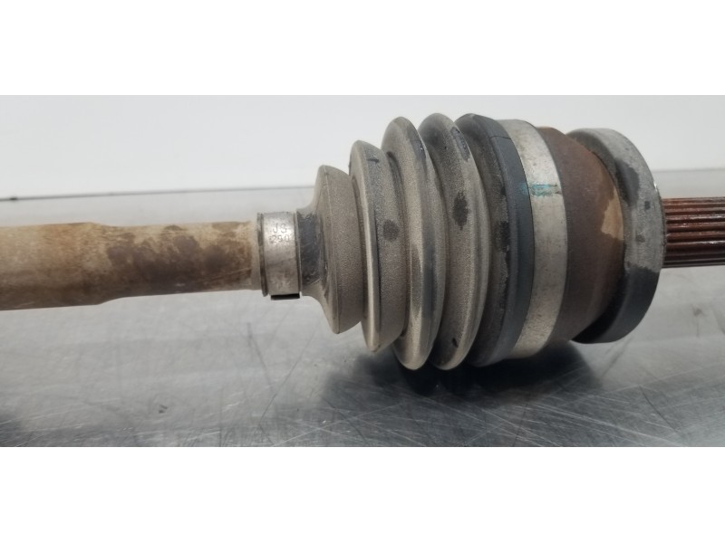 Recambio de transmision delantera derecha para kia rio (yb) business referencia OEM IAM 49501H8100  