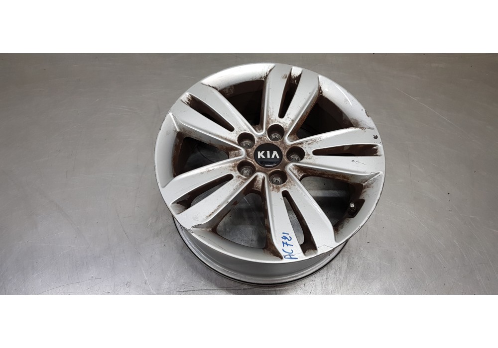 Recambio de llanta para kia sportage emotion 2wd referencia OEM IAM 52910F1200  