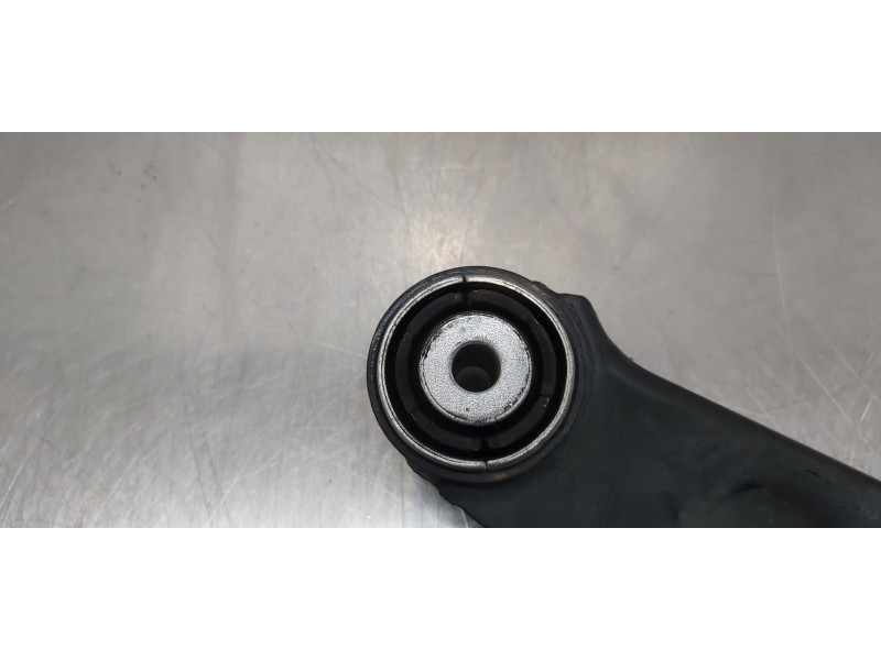 Recambio de brazo suspension superior trasero derecho para volvo xc60 inscription awd referencia OEM IAM 31360584  