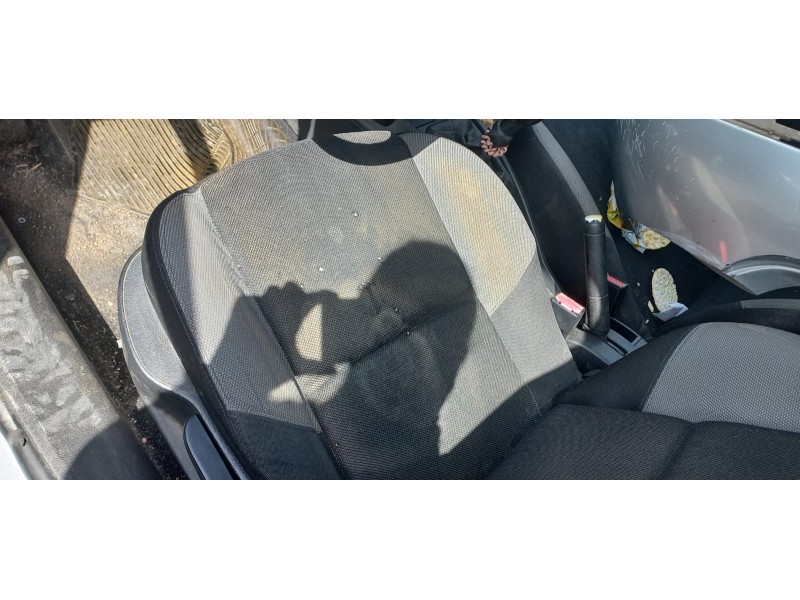 peugeot 207 del año 2009