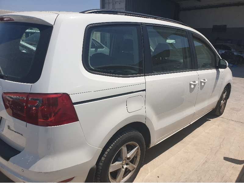 seat alhambra (710) del año 2011