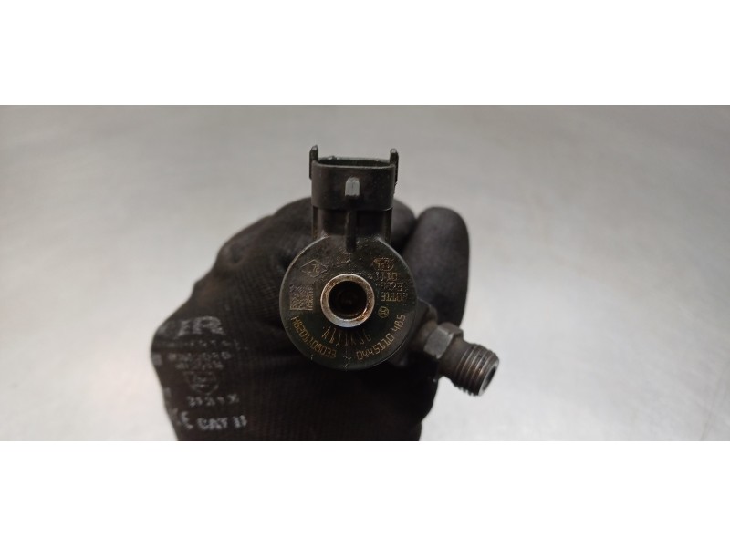 Recambio de inyector para dacia logan ii ambiance referencia OEM IAM H8201108033 0445110485  Recambio de inyector para dacia logan ii ambiance referencia OEM IAM H8201108033 0445110485