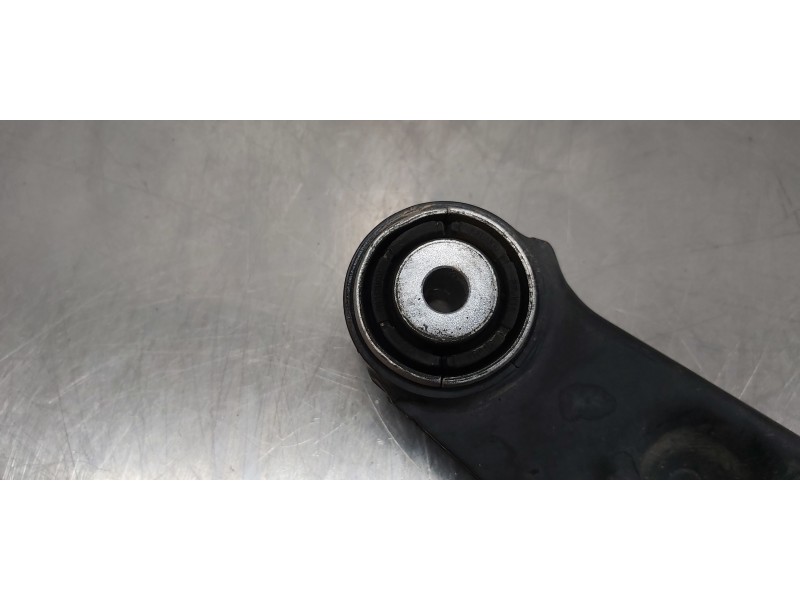 Recambio de brazo suspension superior trasero izquierdo para volvo xc60 inscription awd referencia OEM IAM 31360584  