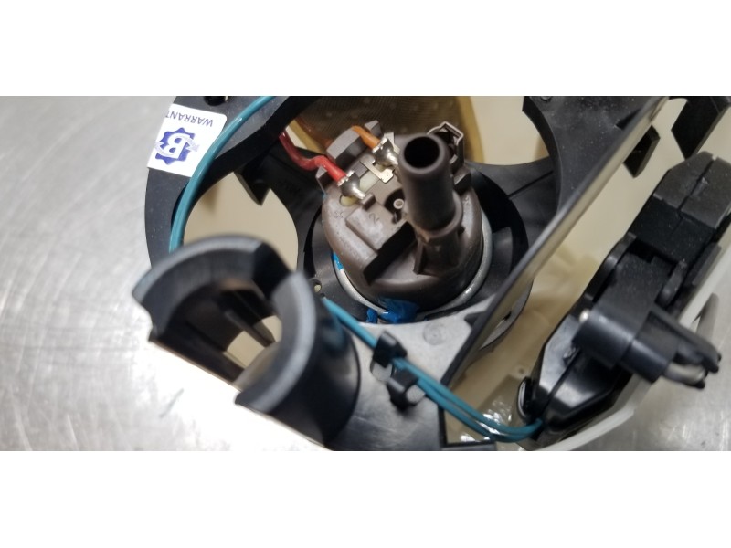 Recambio de aforador para bmw serie 3 berlina (e90) 318i referencia OEM IAM 16147197075   Recambio de aforador para bmw serie 3 berlina (e90) 318i referencia OEM IAM 16147197075