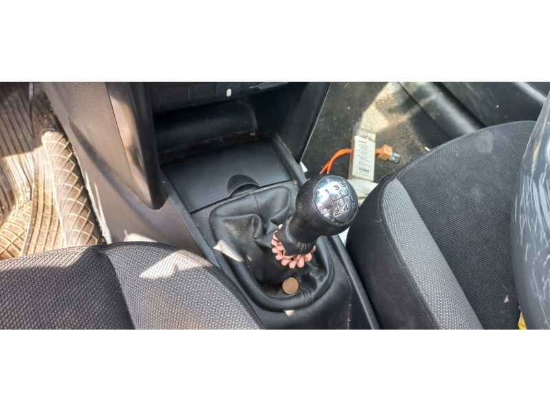 peugeot 207 del año 2009