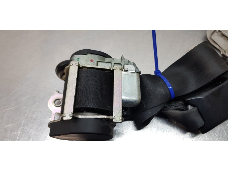 Recambio de cinturon seguridad delantero derecho para renault laguna iii expression referencia OEM IAM 868840031R  