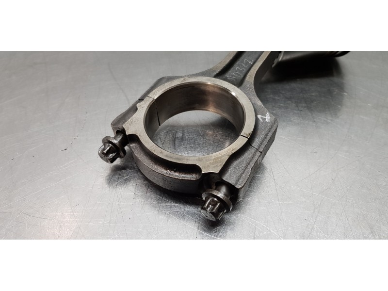 Recambio de biela para ford transit kastenwagen (ttg) 350 l2 referencia OEM IAM RFGK206205BA  