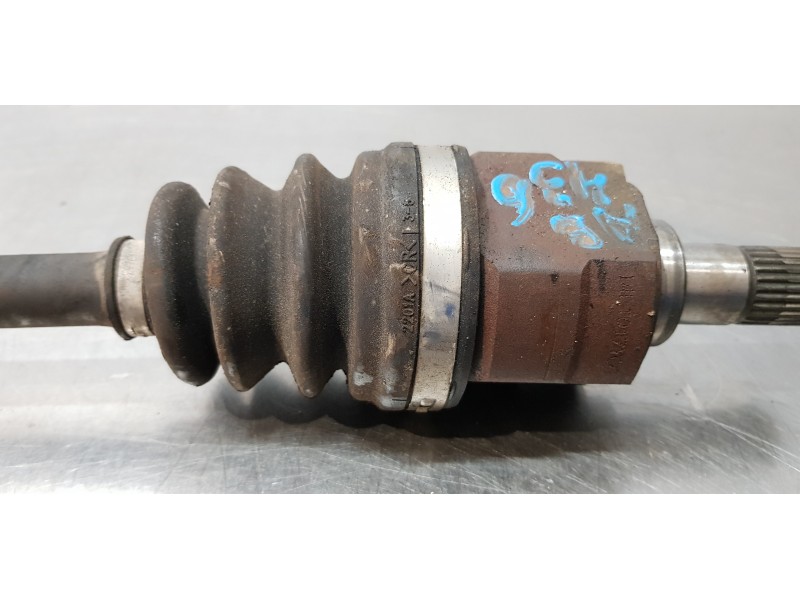 Recambio de transmision delantera izquierda para kia cee´d attract referencia OEM IAM 49500A6300  