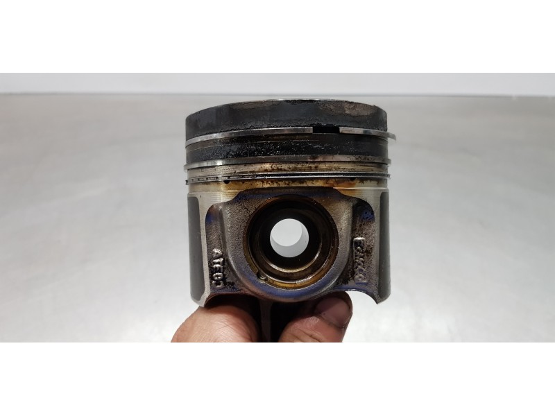 Recambio de biela para ford transit kastenwagen (ttg) 350 l2 referencia OEM IAM RFGK206205BA  