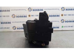 Recambio de caja reles / fusibles para toyota rav 4 (a3) sol referencia OEM IAM 8266242190   2