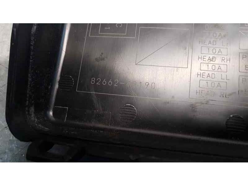 Recambio de caja reles / fusibles para toyota rav 4 (a3) sol referencia OEM IAM 8266242190  