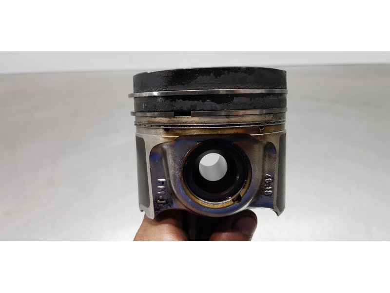 Recambio de biela para ford transit kastenwagen (ttg) 350 l2 referencia OEM IAM RFGK206205BA  