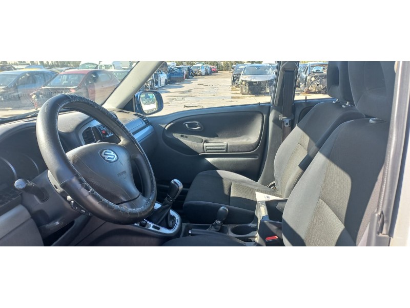 suzuki grand vitara 5 puertas sq (ft) del año 2004