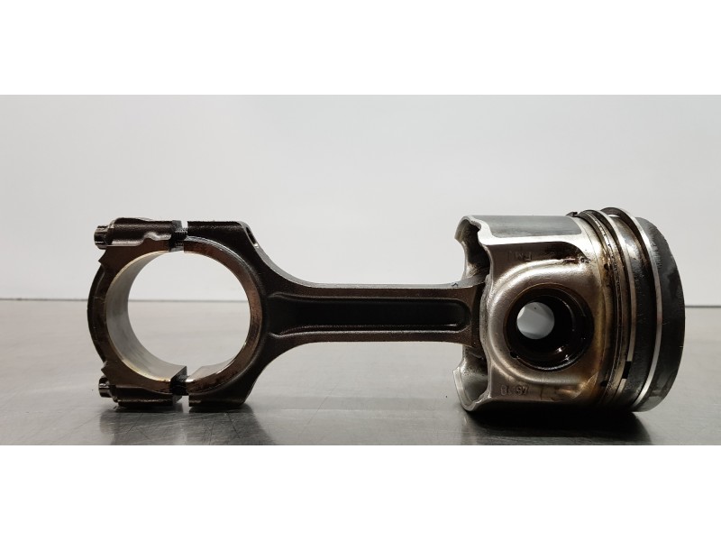 Recambio de biela para ford transit kastenwagen (ttg) 350 l2 referencia OEM IAM RFGK206205BA  