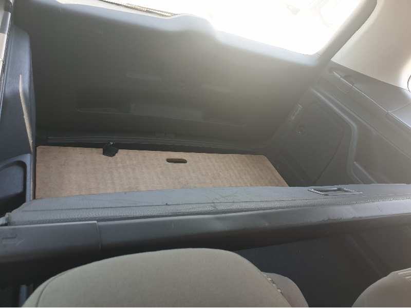 seat alhambra (710) del año 2011