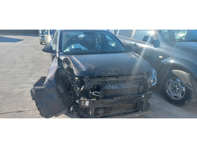 kia rio (yb) del año 2017 kia rio (yb) del año 2017