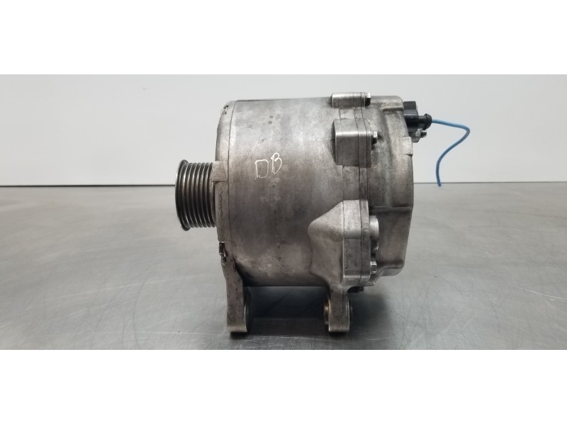 Recambio de alternador para audi a8 (4e2) 4.2 quattro referencia OEM IAM 077903015Q  