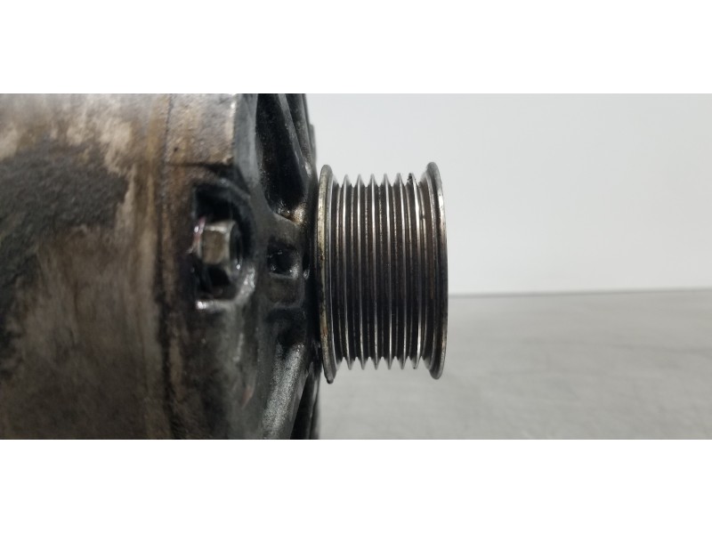 Recambio de alternador para audi a8 (4e2) 4.2 quattro referencia OEM IAM 077903015Q  