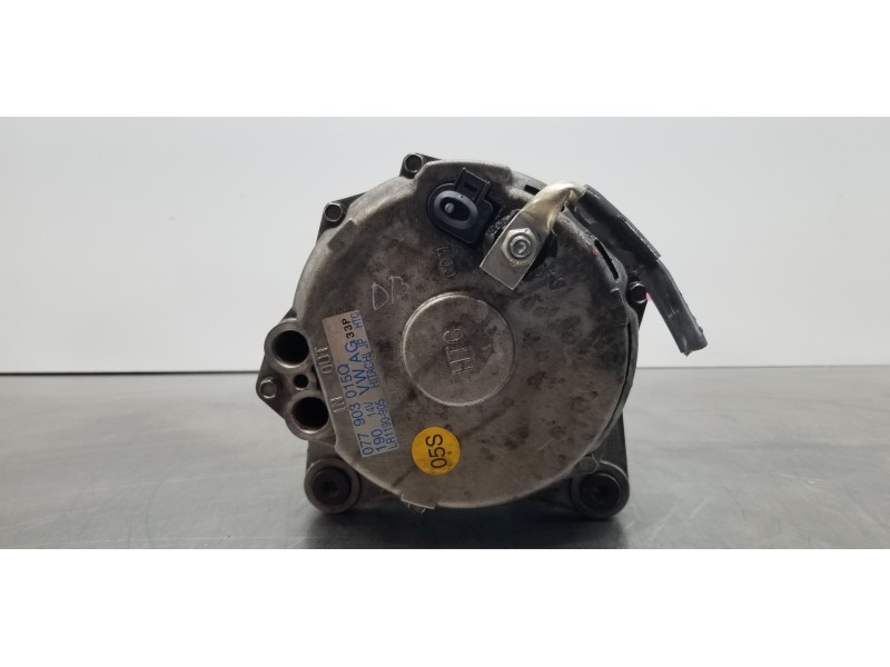 Recambio de alternador para audi a8 (4e2) 4.2 quattro referencia OEM IAM 077903015Q  