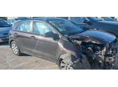 kia rio (yb) del año 2017 2