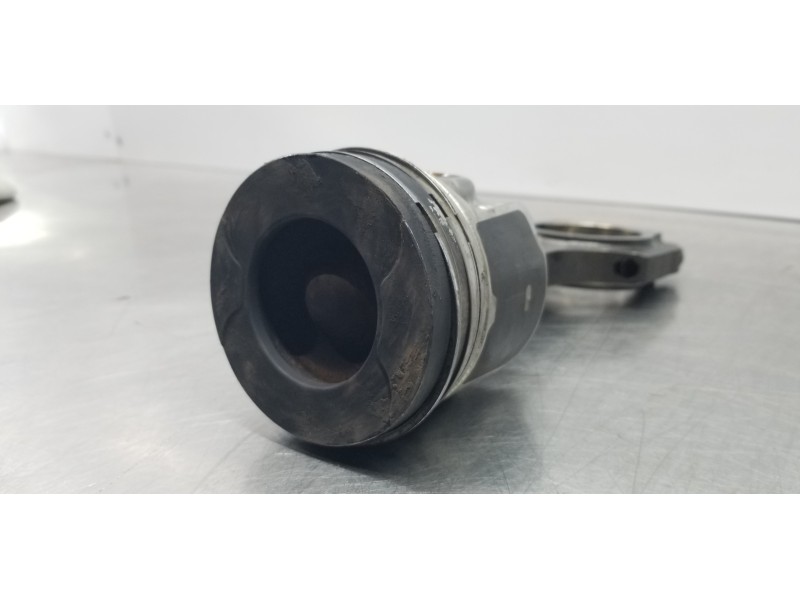 Recambio de biela para ford transit kastenwagen (ttg) 350 l2 referencia OEM IAM RFGK206205BA  