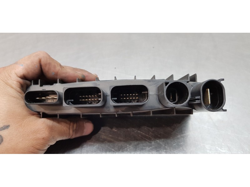 Recambio de modulo electronico para bmw serie 1 lim. (f40) 116d referencia OEM IAM 12638581253 8581253 