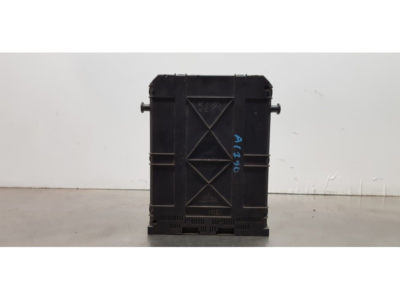Recambio de caja reles / fusibles para peugeot 207 sport referencia OEM IAM 9664983080   Recambio de caja reles / fusibles para peugeot 207 sport referencia OEM IAM 9664983080