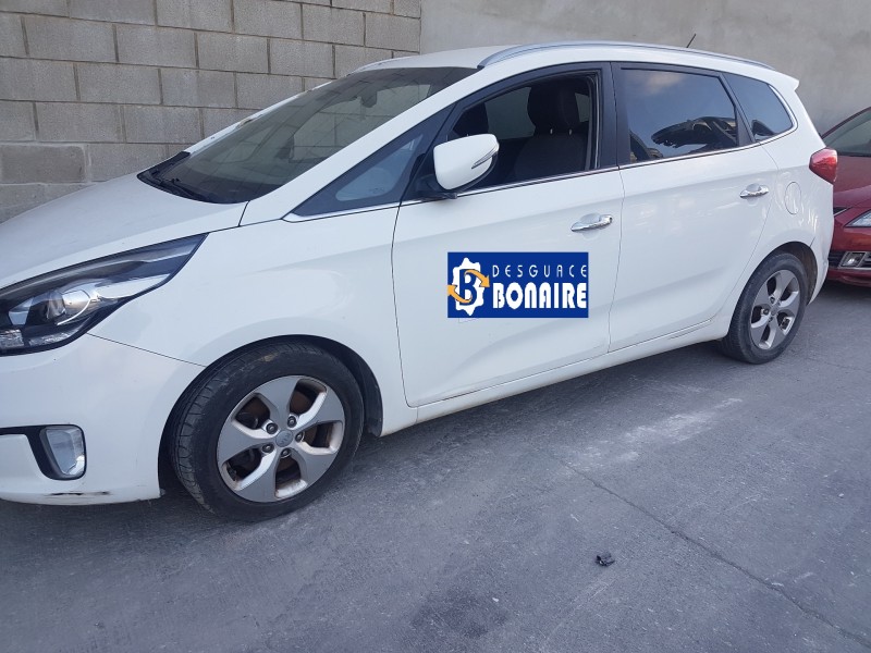 kia carens ( ) del año 2016