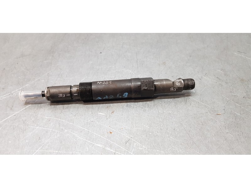 Recambio de inyector para ford mondeo berlina (ge) ghia referencia OEM IAM 0432133801   Recambio de inyector para ford mondeo berlina (ge) ghia referencia OEM IAM 0432133801