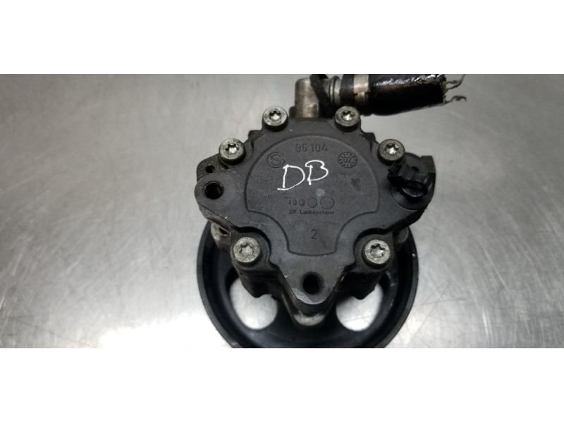 Recambio de bomba direccion para audi a8 (4e2) 4.2 quattro referencia OEM IAM 4E0145155N  