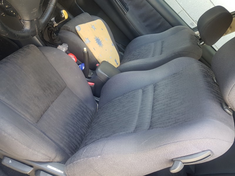 toyota corolla (e12) del año 2003