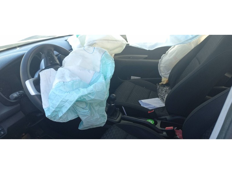 kia rio (yb) del año 2017 kia rio (yb) del año 2017