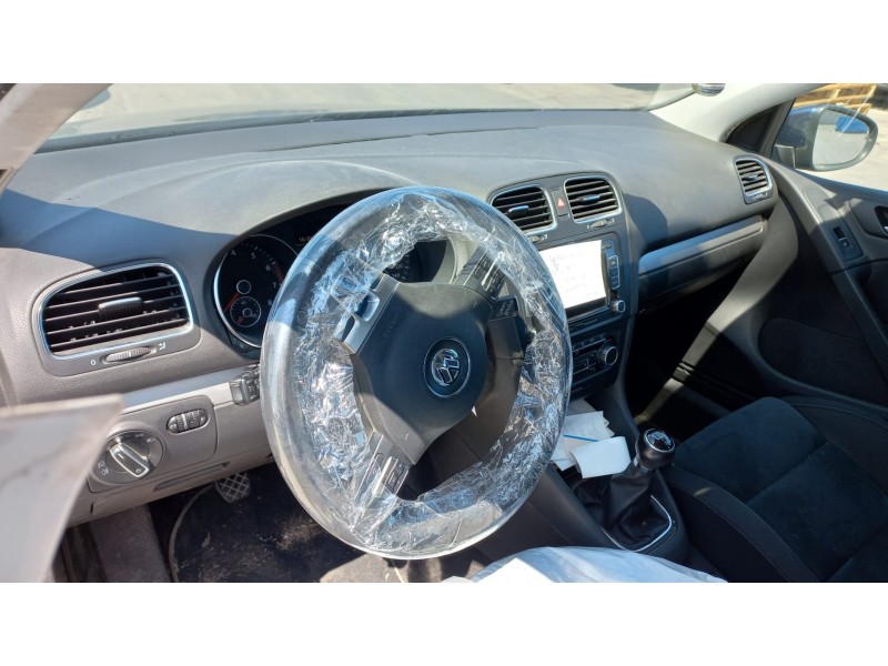 volkswagen golf vi (5k1) del año 2009