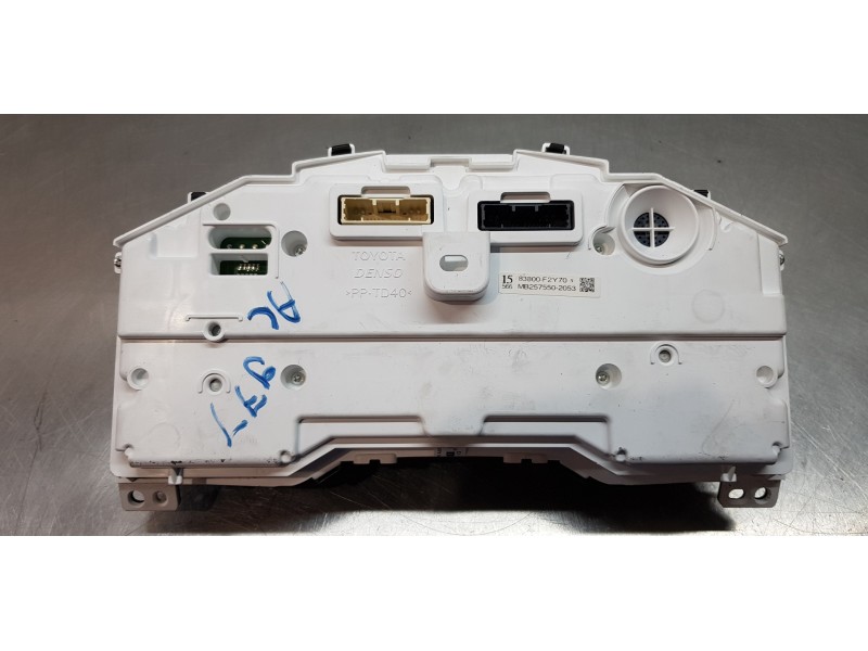 Recambio de cuadro instrumentos para toyota corolla (e21) hybrid active referencia OEM IAM 83800F2Y70  