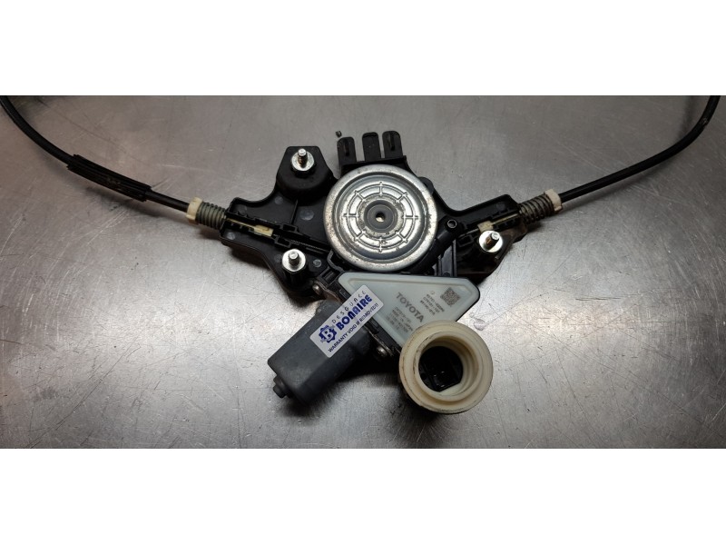 Recambio de elevalunas delantero derecho para toyota corolla (e21) hybrid active referencia OEM IAM 6981002721 8570102090 