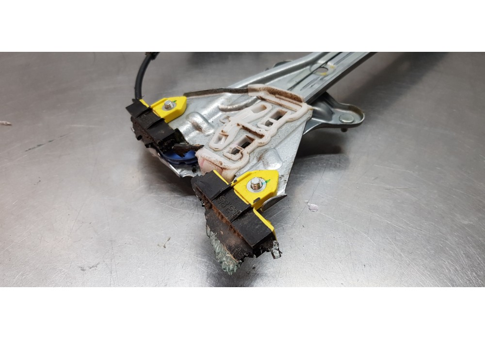 Recambio de elevalunas delantero derecho para toyota corolla (e21) hybrid active referencia OEM IAM 6981002721 8570102090 