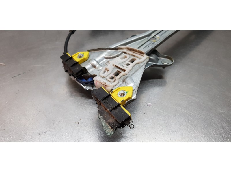 Recambio de elevalunas delantero derecho para toyota corolla (e21) hybrid active referencia OEM IAM 6981002721 8570102090 