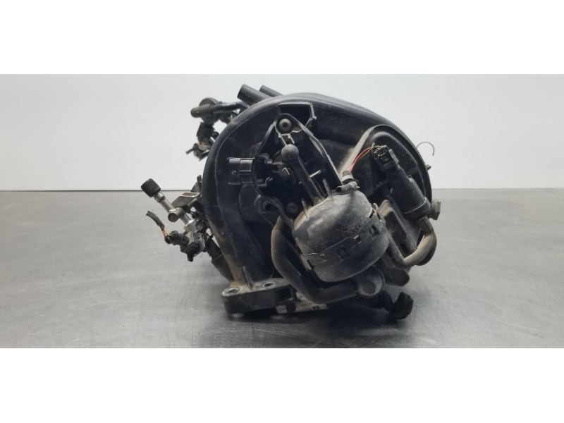 Recambio de colector admision para opel astra h berlina cosmo referencia OEM IAM 55353313  