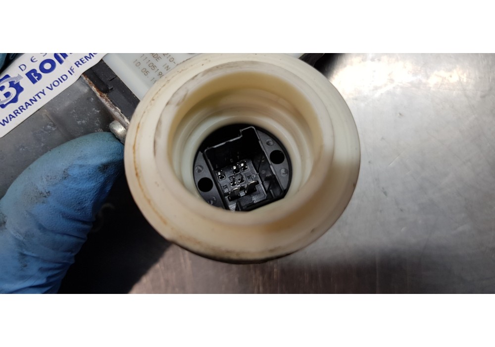 Recambio de elevalunas delantero derecho para toyota corolla (e21) hybrid active referencia OEM IAM 6981002721 8570102090 