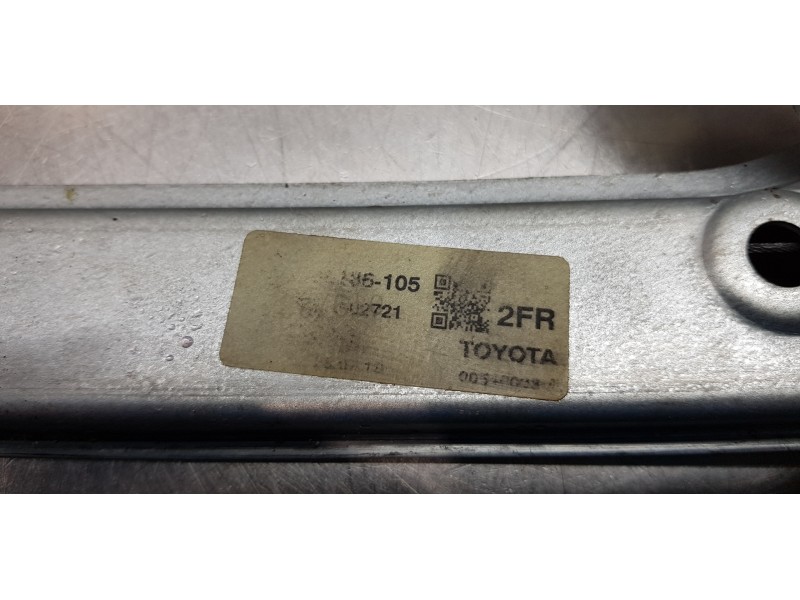 Recambio de elevalunas delantero derecho para toyota corolla (e21) hybrid active referencia OEM IAM 6981002721 8570102090 