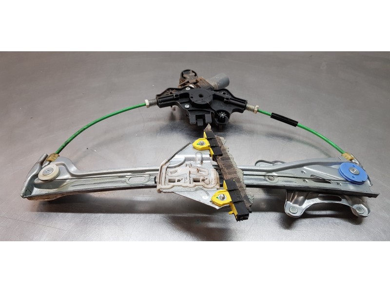 Recambio de elevalunas delantero izquierdo para toyota corolla (e21) hybrid active referencia OEM IAM 6982002741 8570102090 