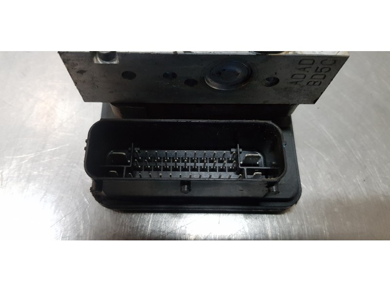 Recambio de abs para hyundai ix35 comfort 2wd referencia OEM IAM 589202Y620  