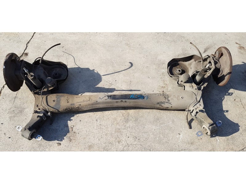 Recambio de puente trasero para citroen c4 grand picasso live referencia OEM IAM 1616785580  