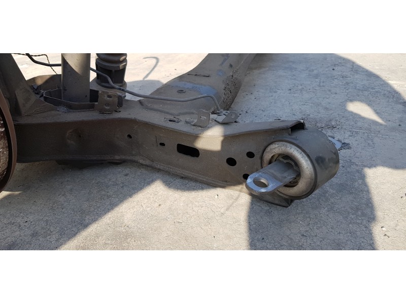Recambio de puente trasero para citroen c4 grand picasso live referencia OEM IAM 1616785580  